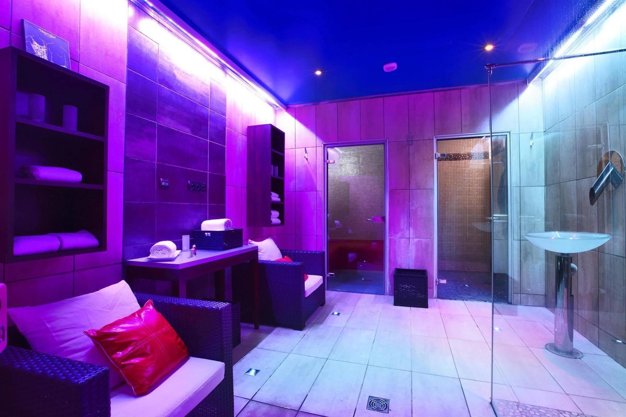 Enzo Hotels Reims Tinqueux By Kyriad Direct Dış mekan fotoğraf